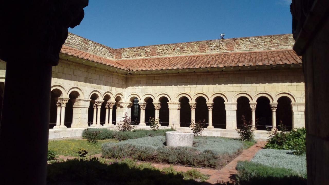 Maison Au Pied De La Cathedrale Holiday home Elne